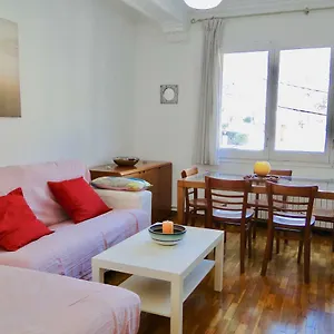 apartamento-ca-la-maria-situado-en-berga.catalonia-hotels.com/